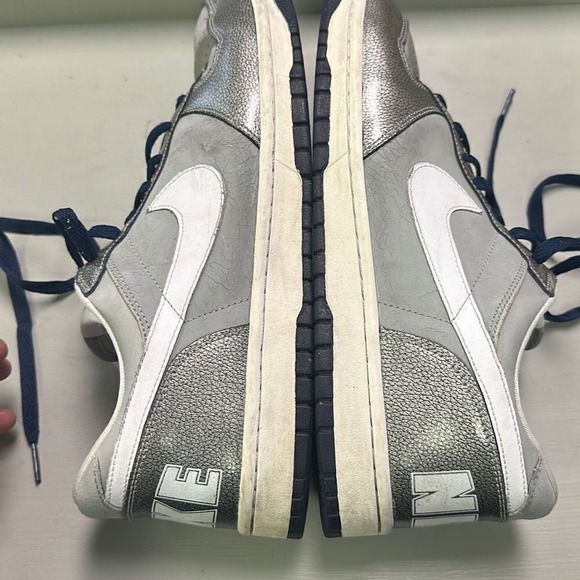 Men's Nike Terminator Low Metallic Silver Sparkle Swoosh Logo Sneakers Size 11.5 - Picture 4 of 8